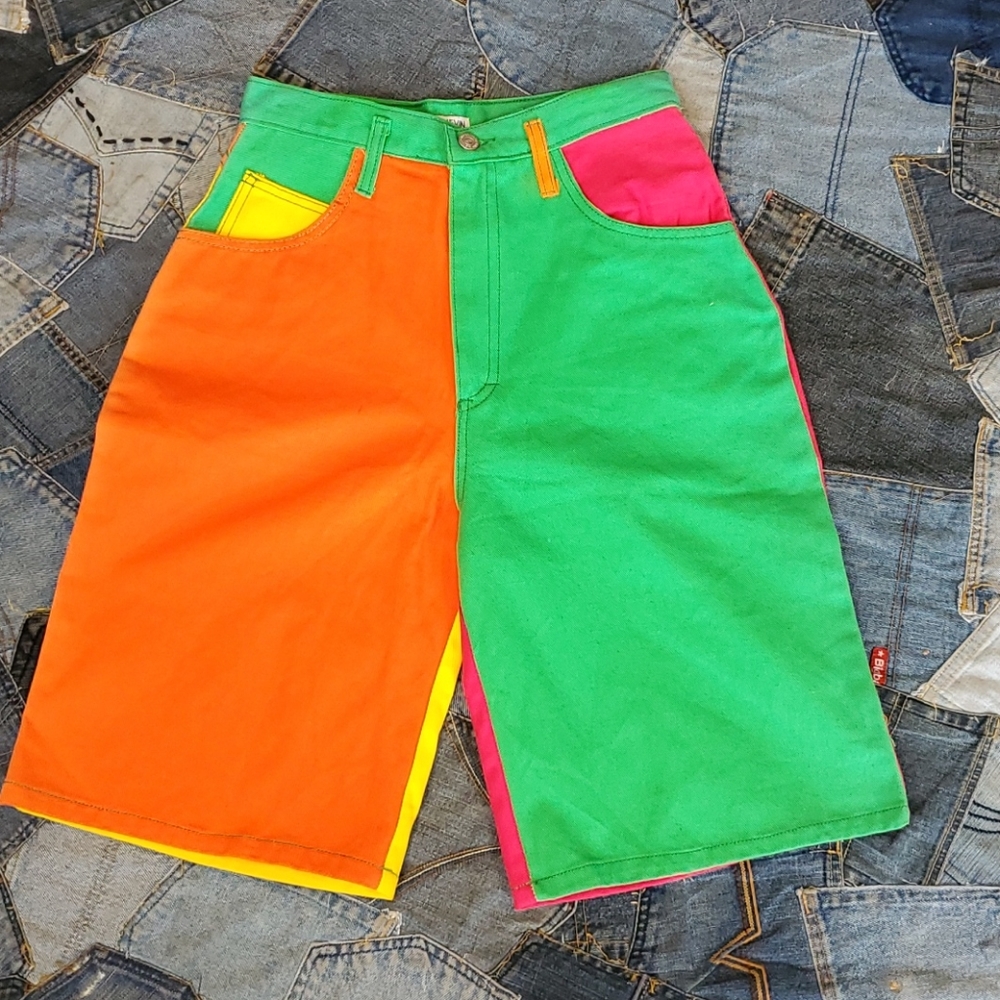 Vintage colorblock shorts from Judy&Kevin sportswe